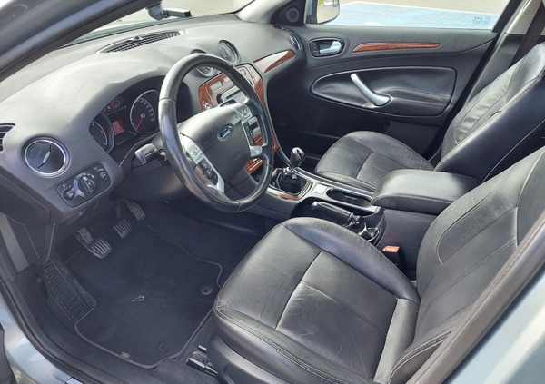 Ford Mondeo cena 16900 przebieg: 261000, rok produkcji 2007 z Czarna Woda małe 106